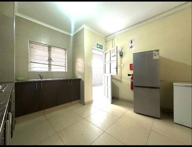 28 BEDROOM APARTMENT BLOCK FOR SALE IN MUSGRAVE
